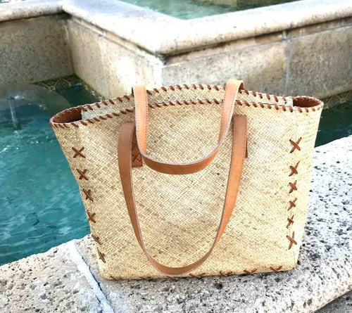 Lola Rattan Tote - Ivory